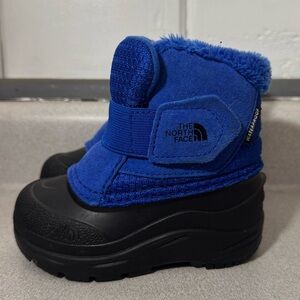 Northface size 6c baby snow boots